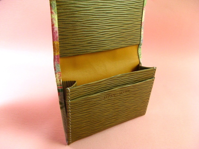 花と揚羽蝶 名刺入れ