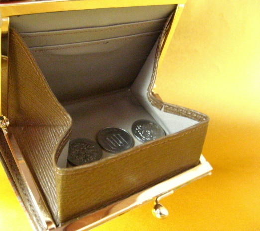 彼岸花 口金二つ折り財布