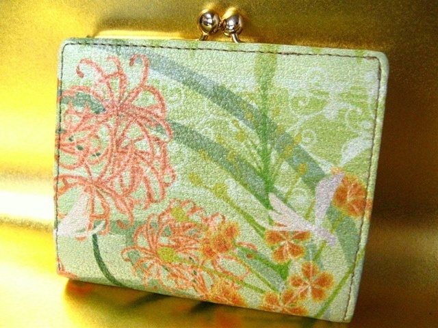 彼岸花 口金二つ折り財布