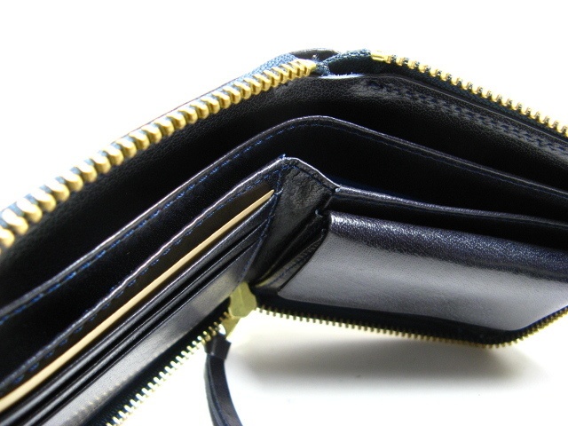 バッファロー box 二つ折り財布