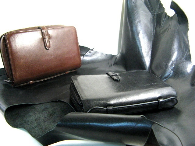 ウォレットバッグ バッファロー革