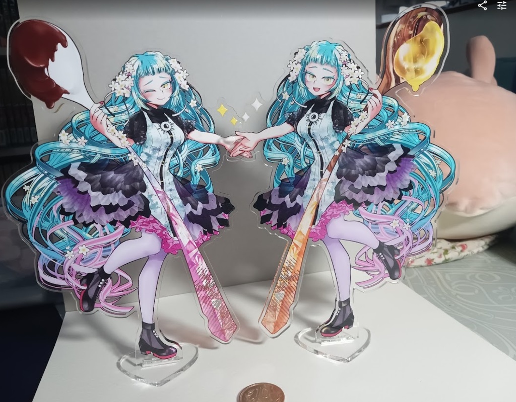 初🩵🩷裏表アクスタ
