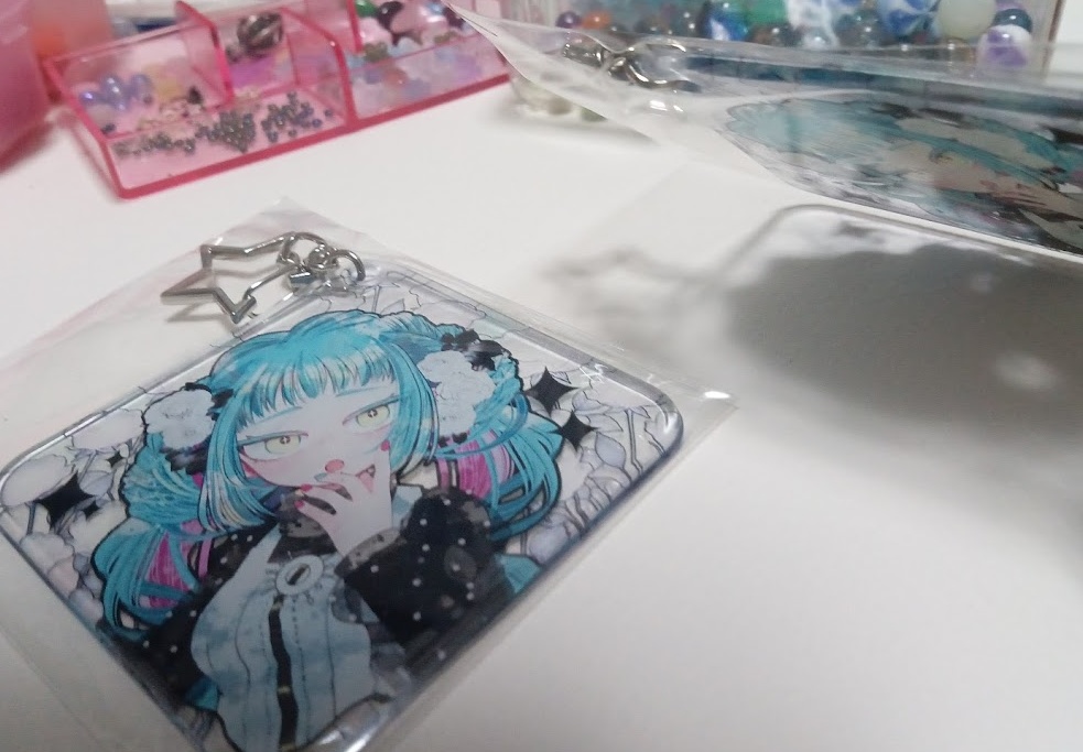 アイコンチャームなど