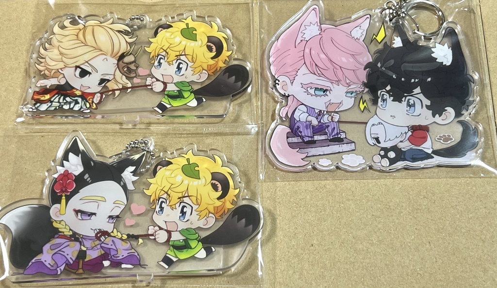 武受けアクキー、アクスタ