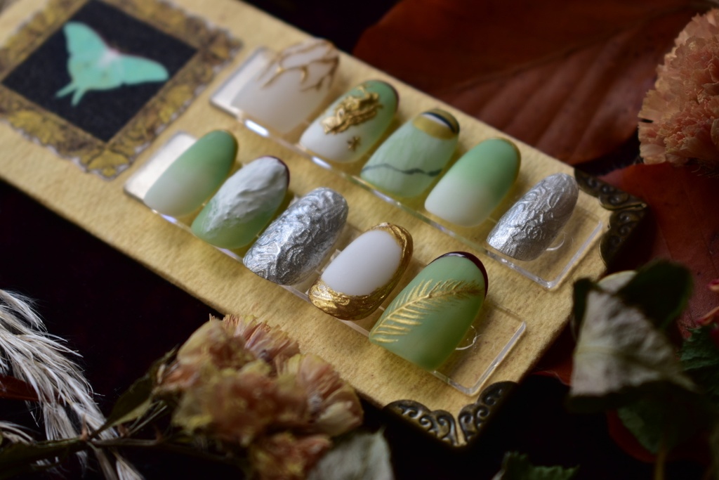 ネイルチップ「オオミズアオ」