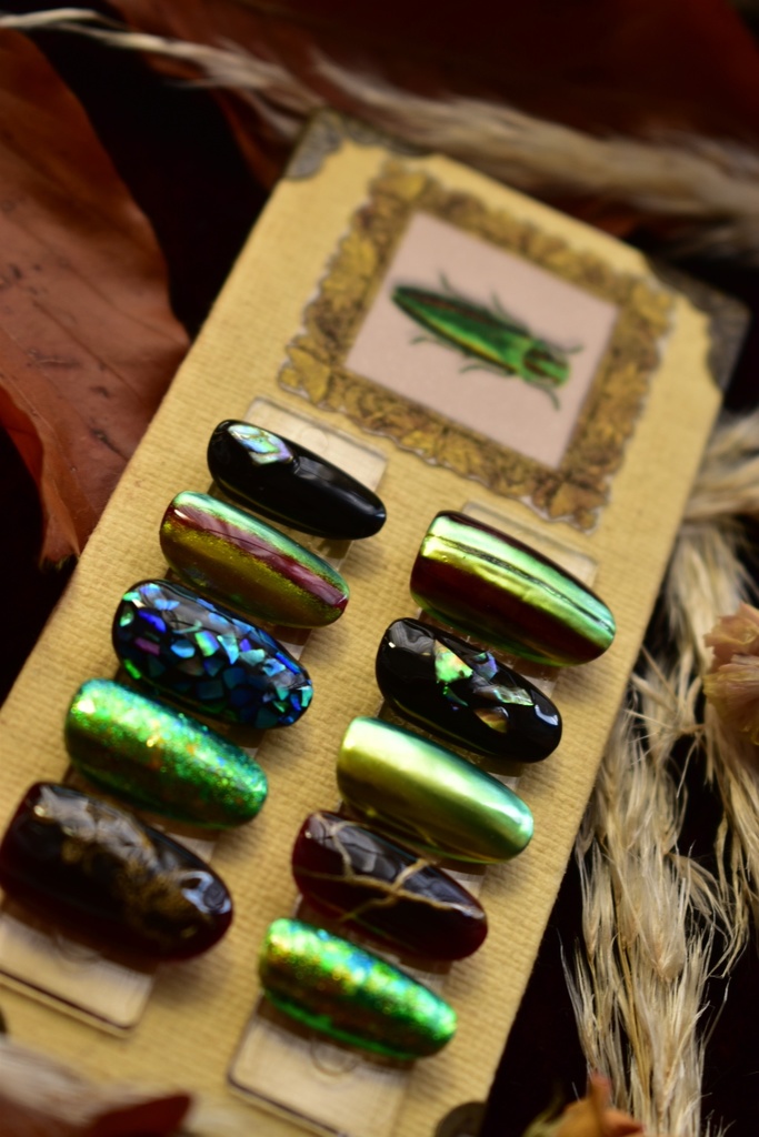 ネイルチップ「ヤマトタマムシ」