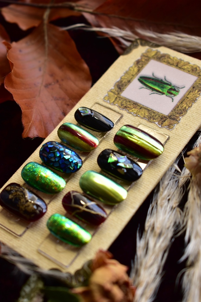 ネイルチップ「ヤマトタマムシ」