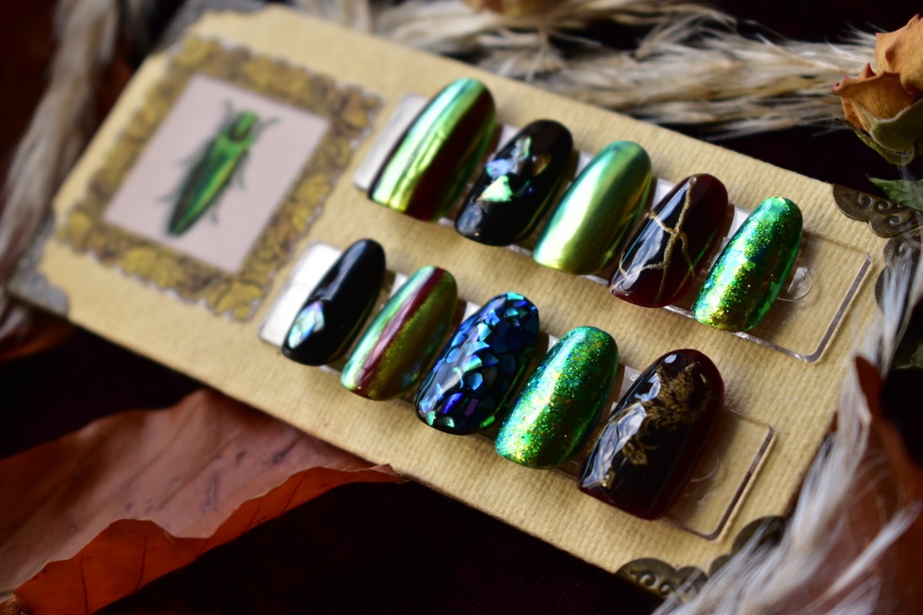 ネイルチップ「ヤマトタマムシ」