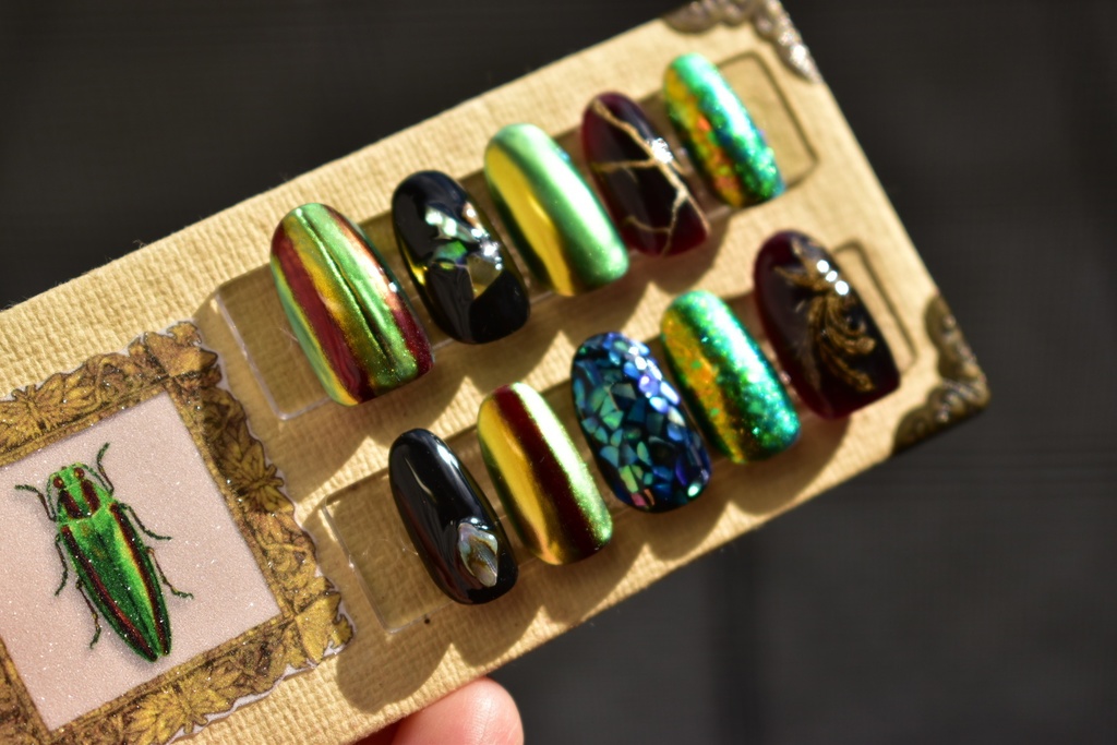 ネイルチップ「ヤマトタマムシ」