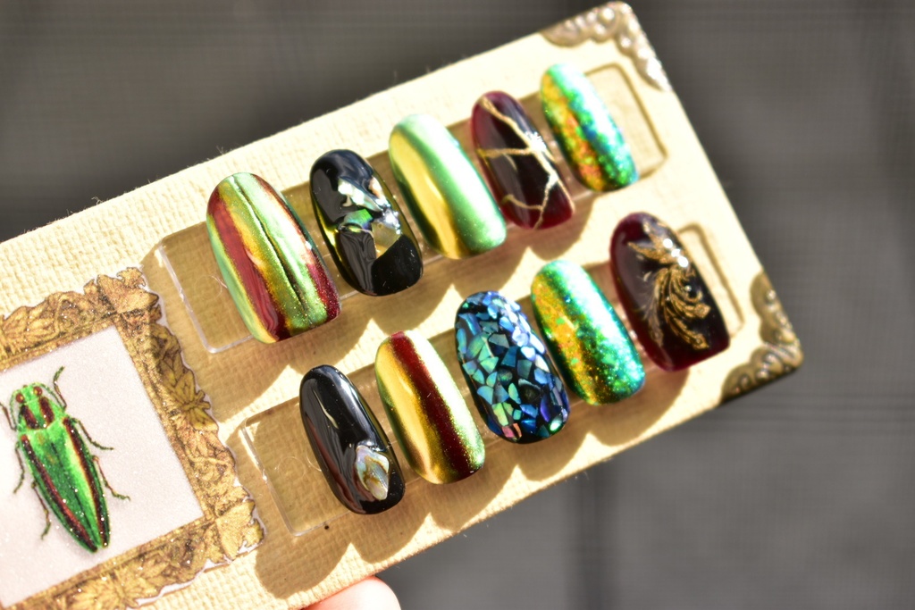 ネイルチップ「ヤマトタマムシ」