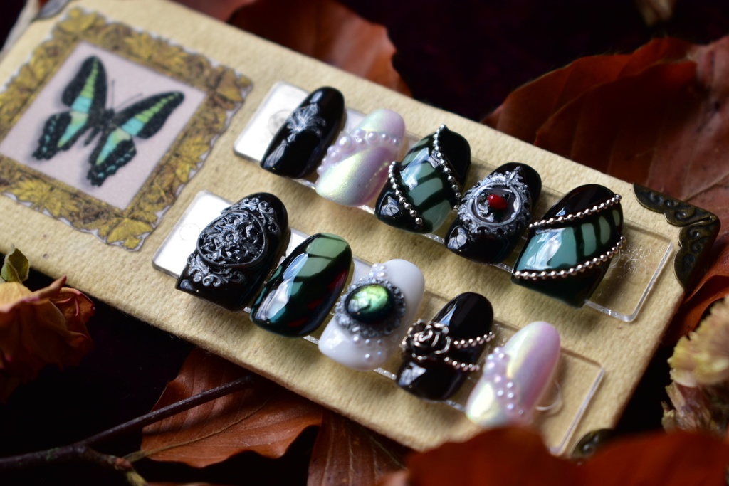 ネイルチップ「アオスジアゲハ」