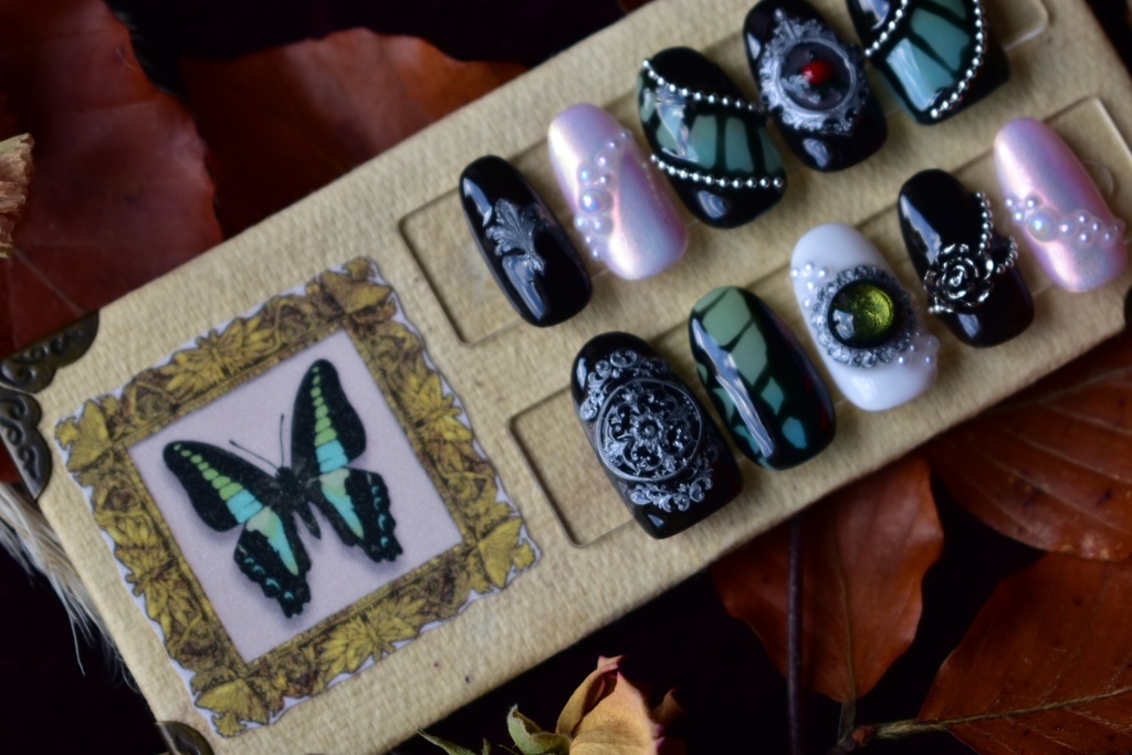 ネイルチップ「アオスジアゲハ」