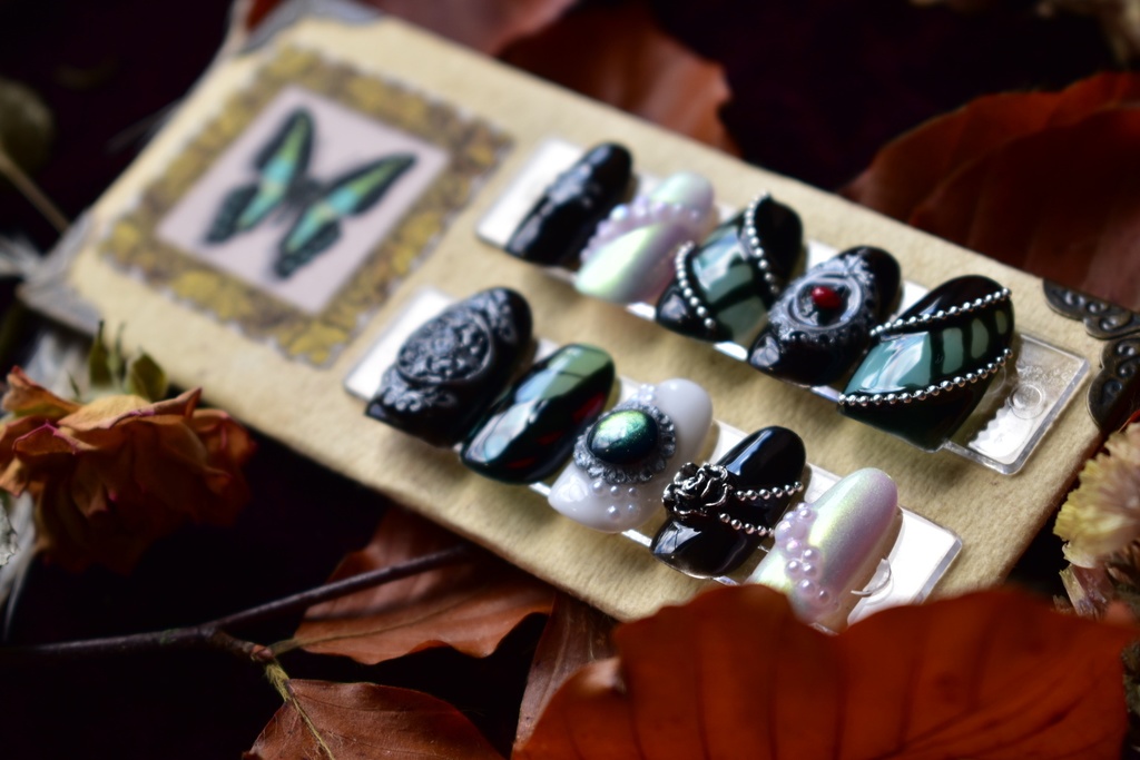 ネイルチップ「アオスジアゲハ」