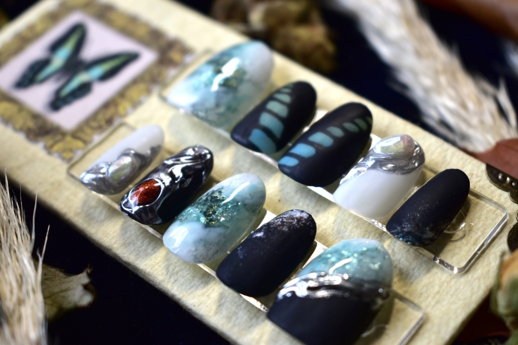 ネイルチップ「アオスジアゲハ」