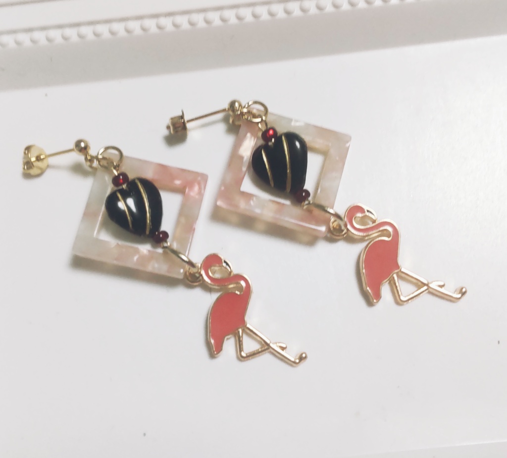 イヤリング、ピアス スクエアフレーム