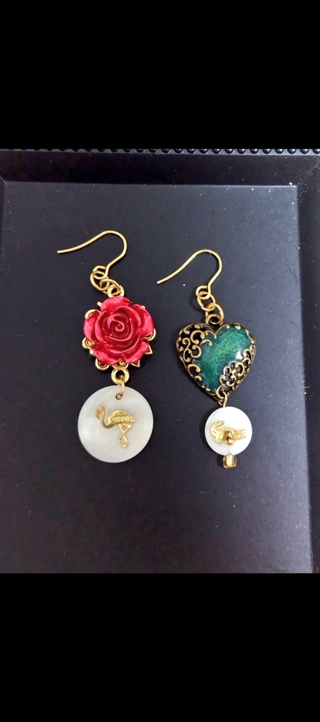 🌹🦩と💚🐊のイヤリング ピアス