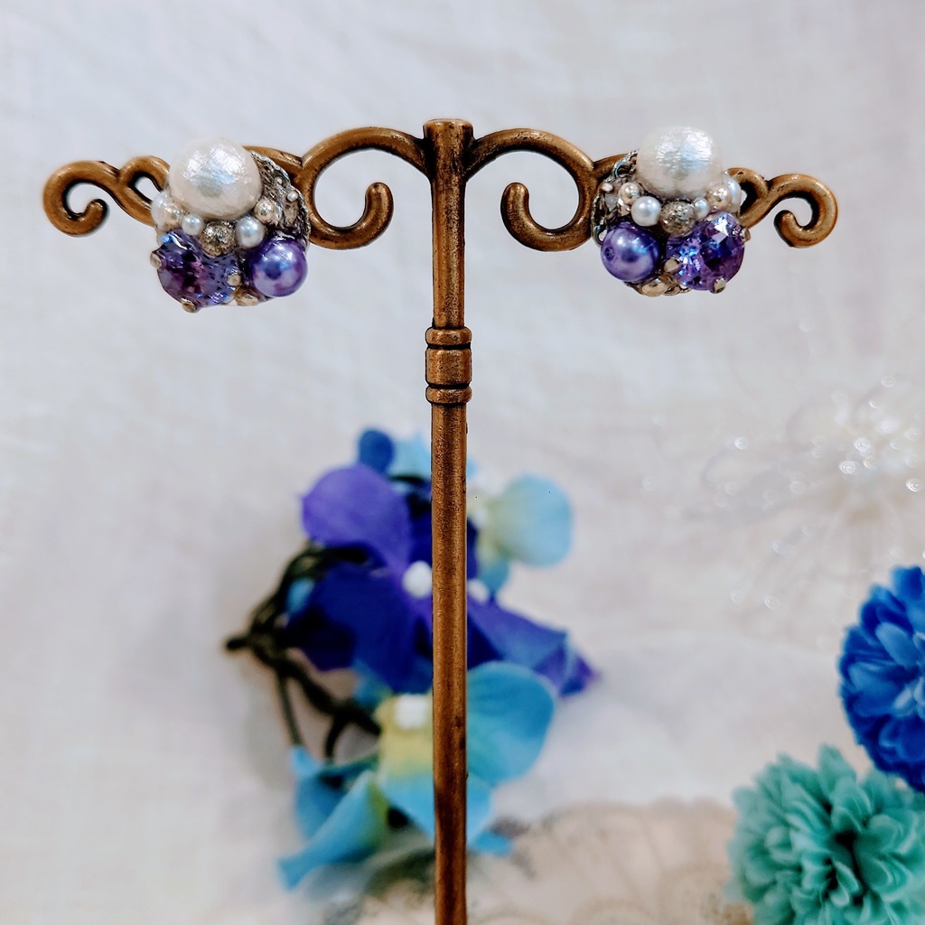 ライバーカラーモチーフピアス(のぞめる、MECHATU-A)