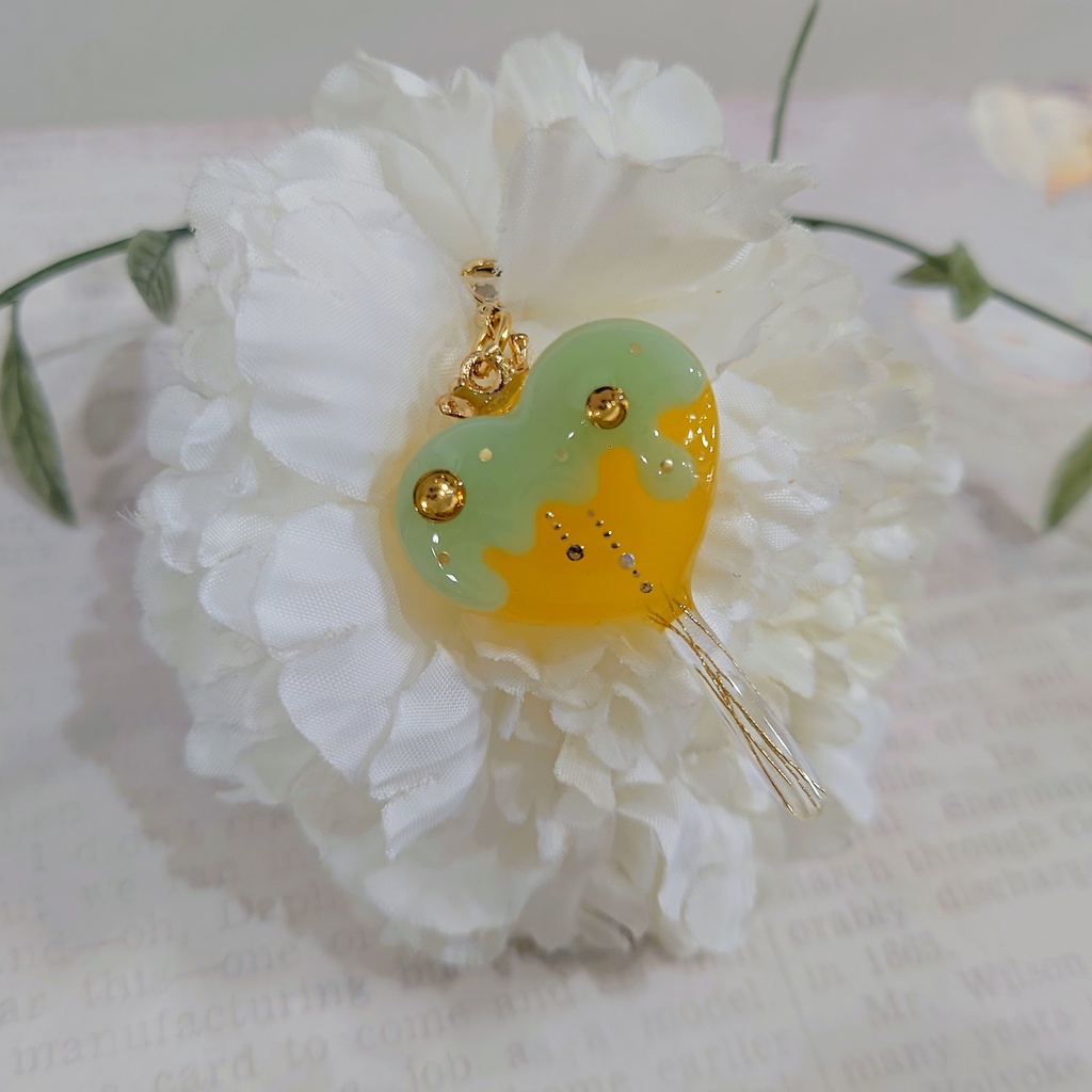 ライバーモチーフハートチャーム