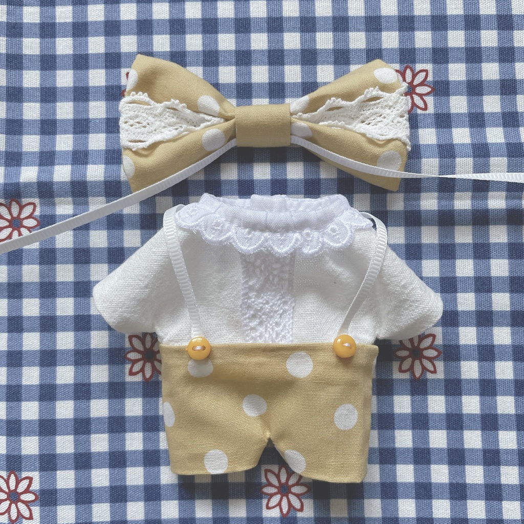 黄色の水玉パンツとブラウスのセット🍯