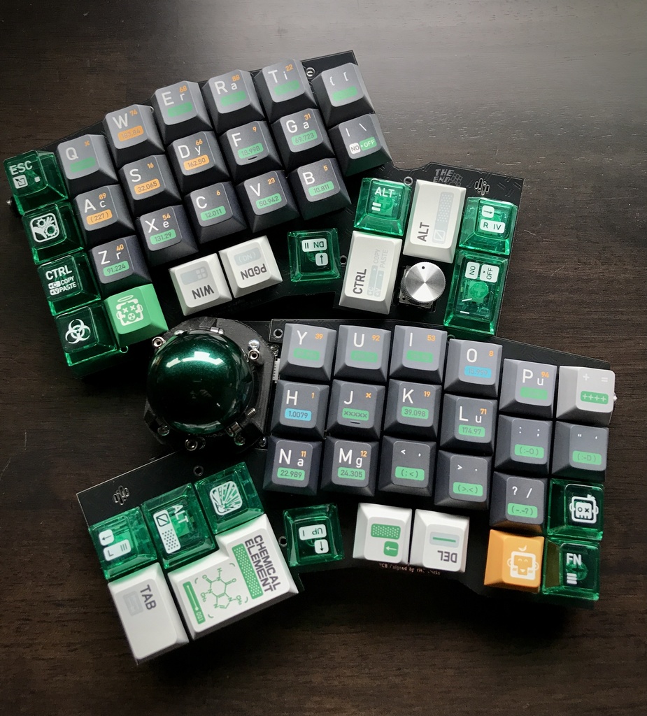自作キーボードキット「The Endpoint」