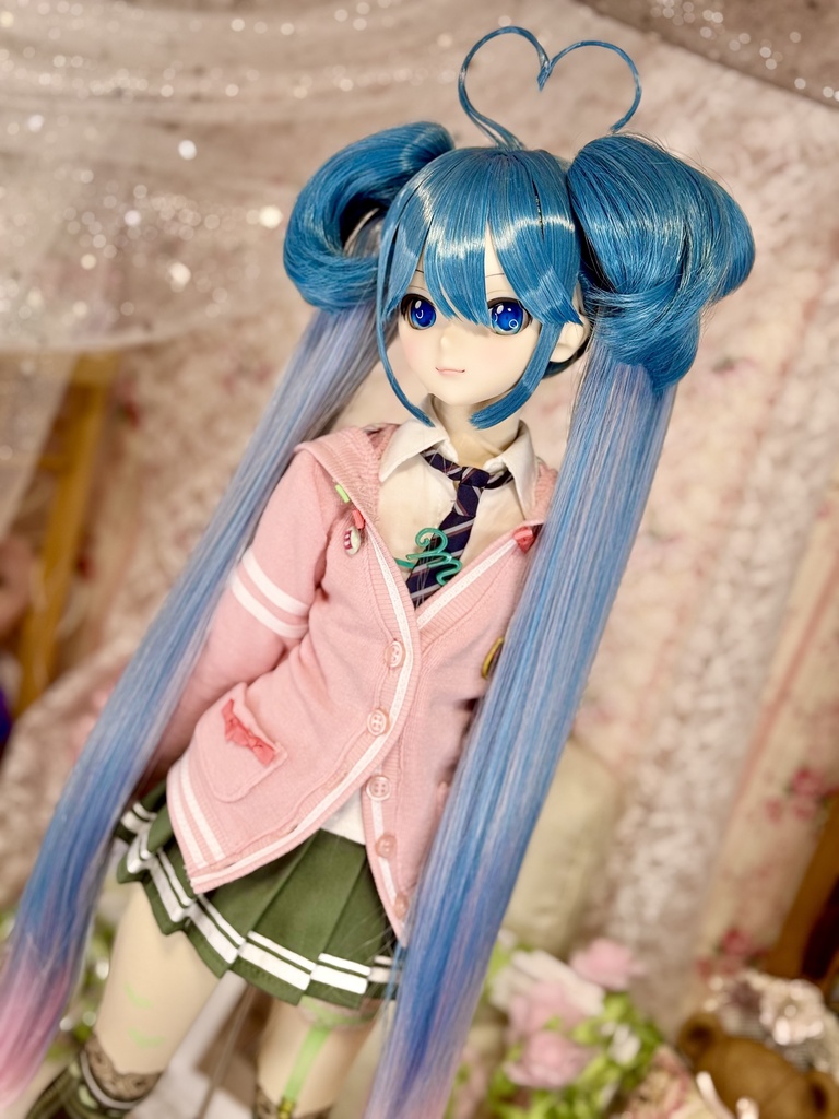 9インチウィッグ⭐️メタモルフォーゼ ツイン