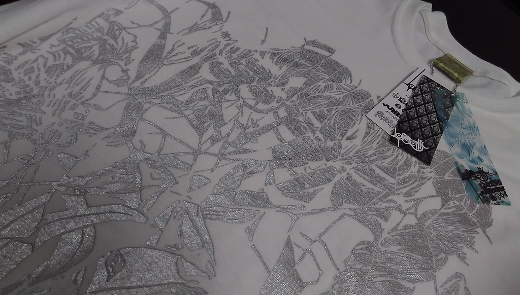 glass doll Tシャツ