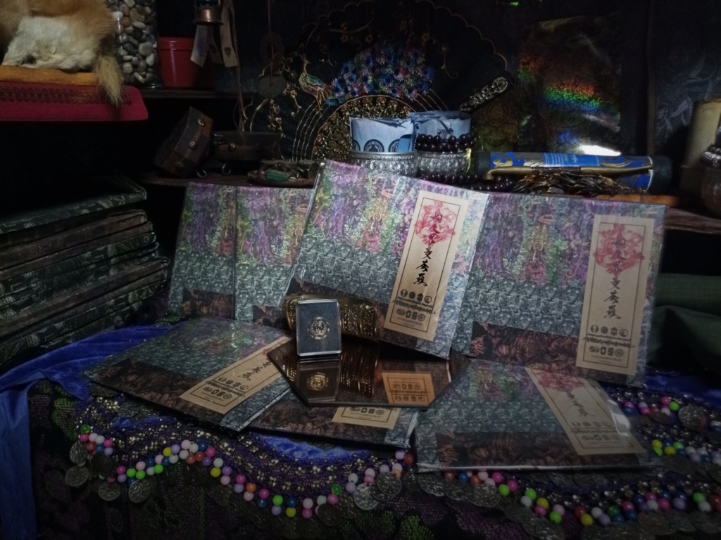 飾るタイプのポスターposter