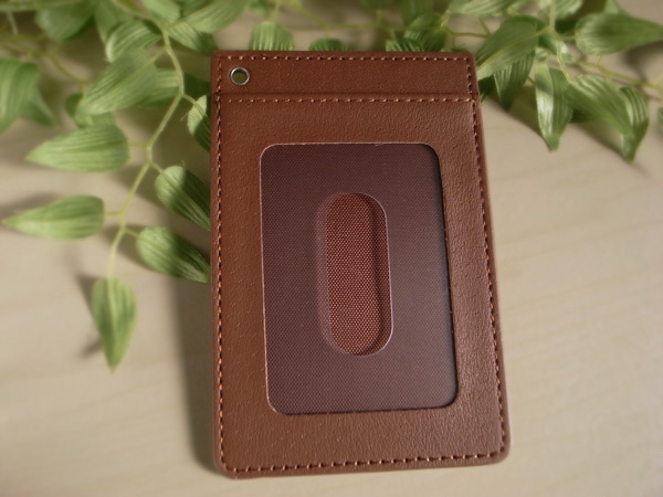 パスケース*雪餅草と金魚