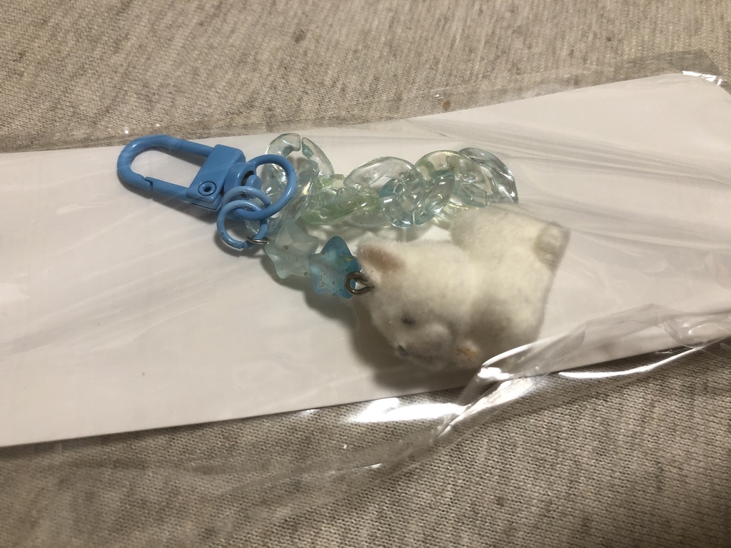フレンチブルドッグの赤ちゃんフロッキーキーホルダー