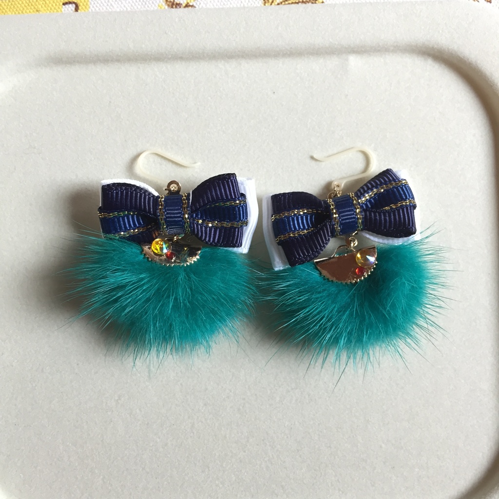 刀剣男士イメージ もふもふリボンピアス