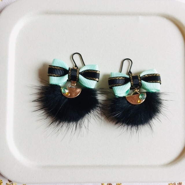 刀剣男士イメージ もふもふリボンピアス