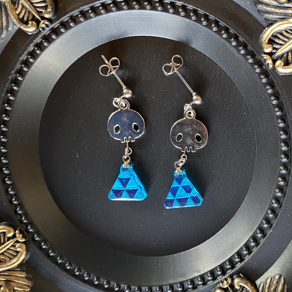 イデア・シュラウド イメージ 髑髏ピアス