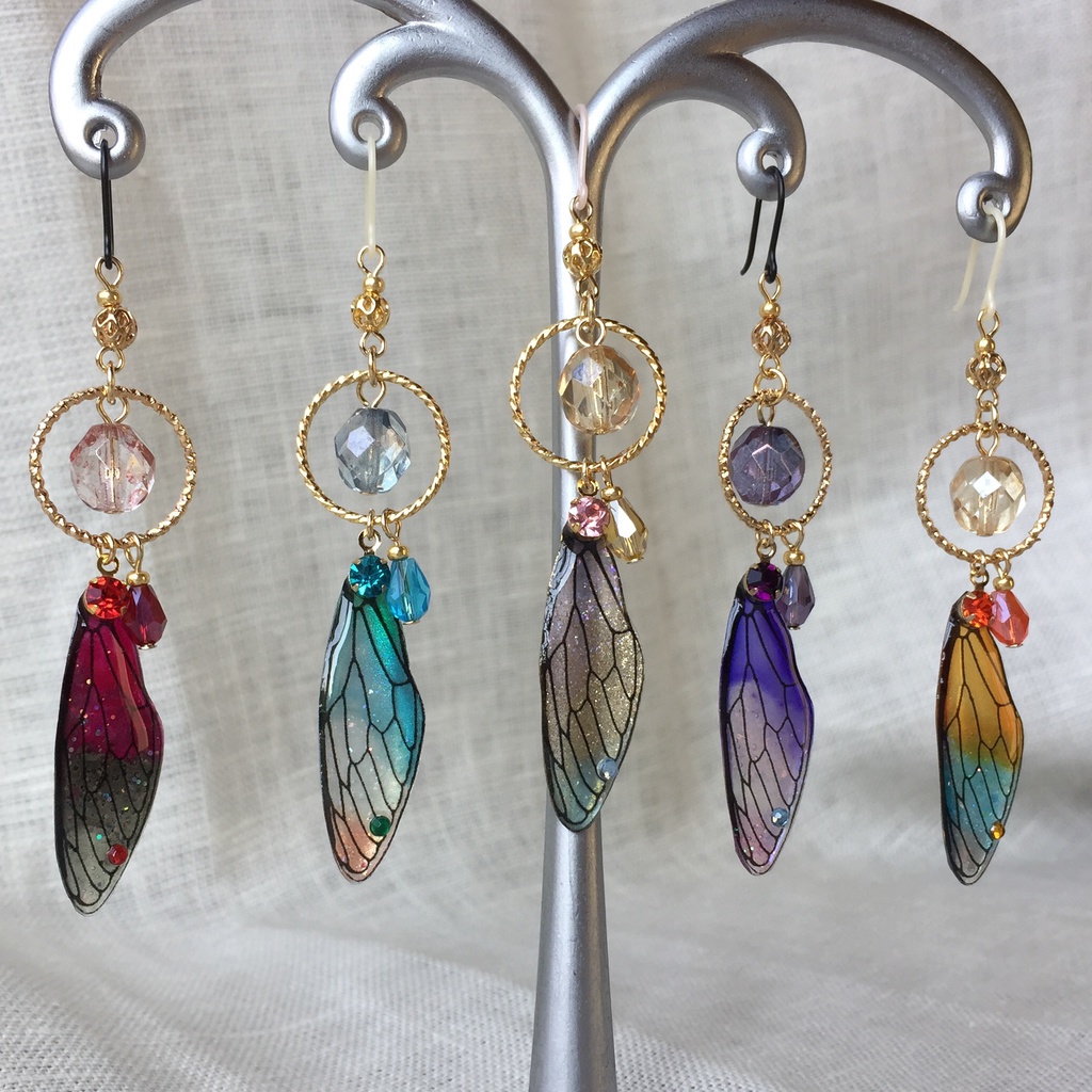 初期刀イメージ 近侍と夏の暮れピアス