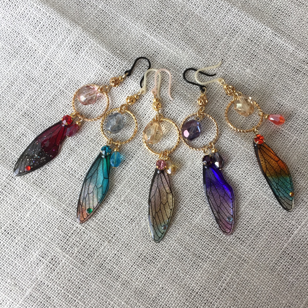 初期刀イメージ 近侍と夏の暮れピアス