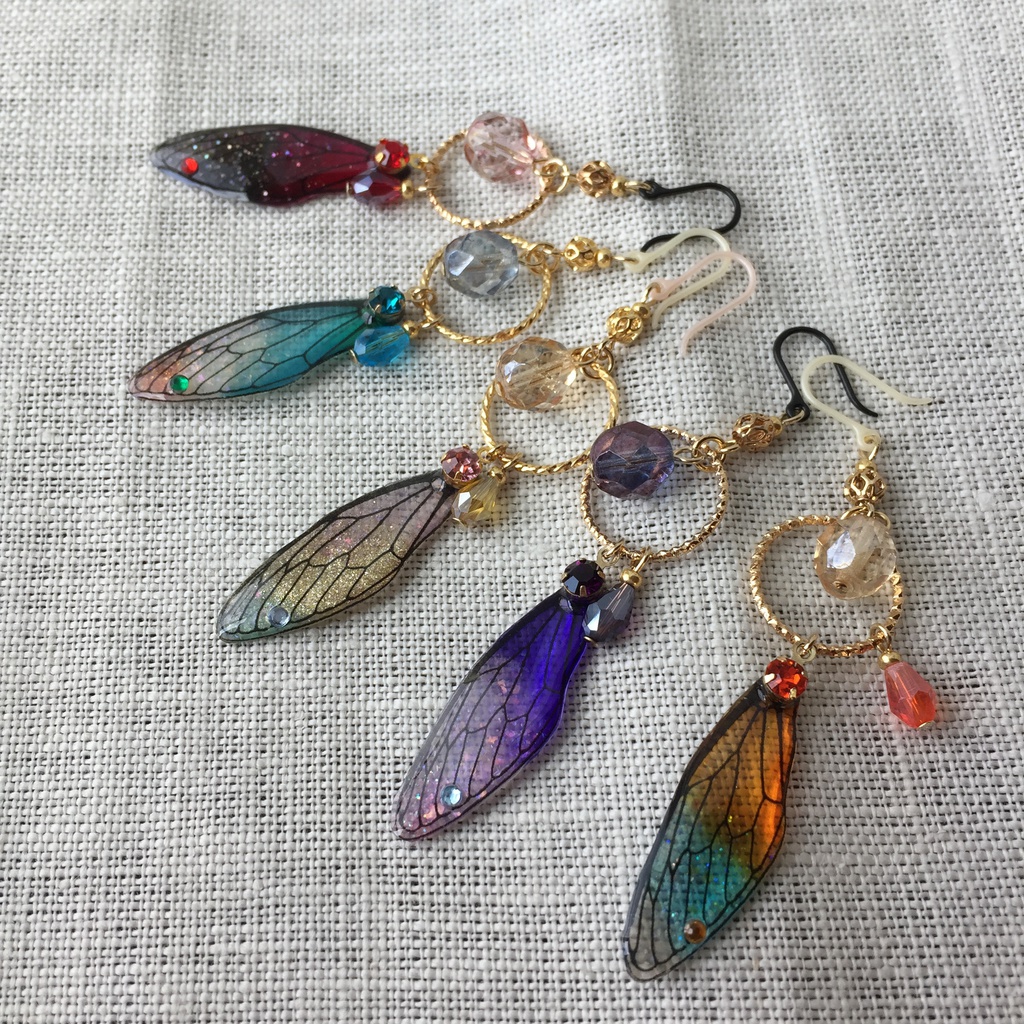 初期刀イメージ 近侍と夏の暮れピアス