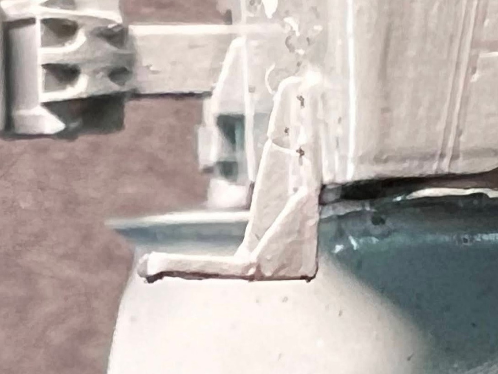 【Nゲージ 】EF81/EF64用ステップ 未塗装1両分入 8K出力 3D精密パーツ 電気機関車