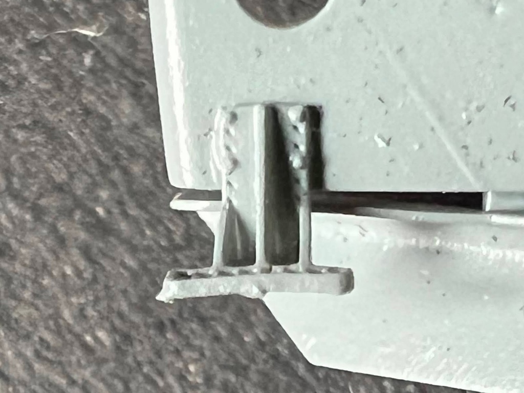 【Nゲージ 】EF81/EF64用ステップ 未塗装1両分入 8K出力 3D精密パーツ 電気機関車