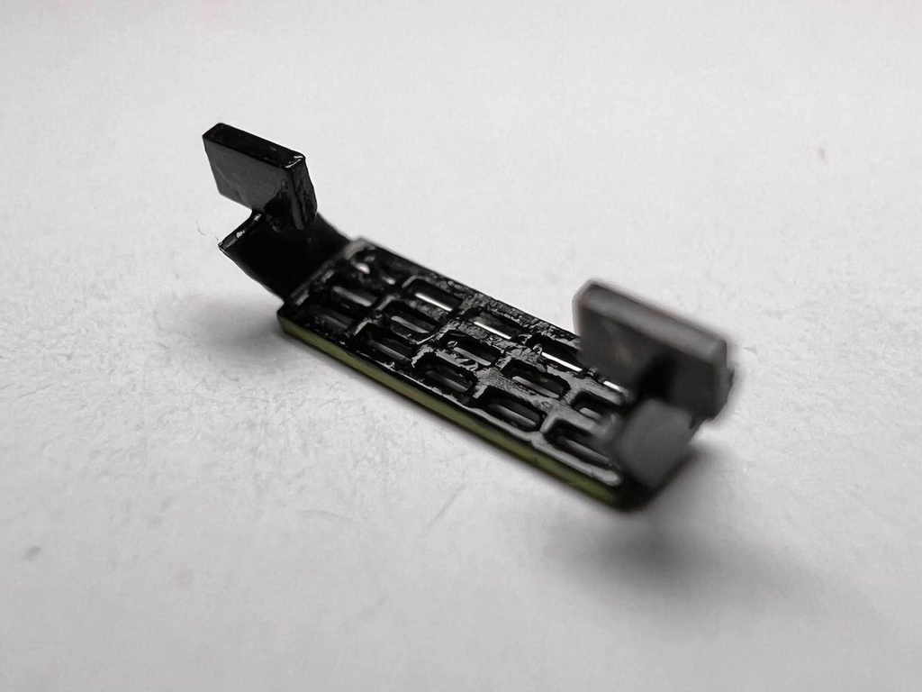 【HOゲージ 】機関車扉下ステップ 電気機関車 8K出力 3D精密パーツ 未塗装2両分