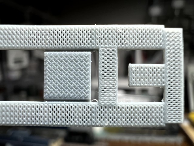 【Nゲージ 】ISO 20ftタンクコンテナ グレーチング差替えパーツ 未塗装2個入り 3D-F002 8K出力 3D精密パーツ