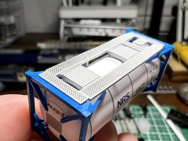 【Nゲージ 】ISO 20ftタンクコンテナ グレーチング差替えパーツ 未塗装2個入り 3D-F002 8K出力 3D精密パーツ