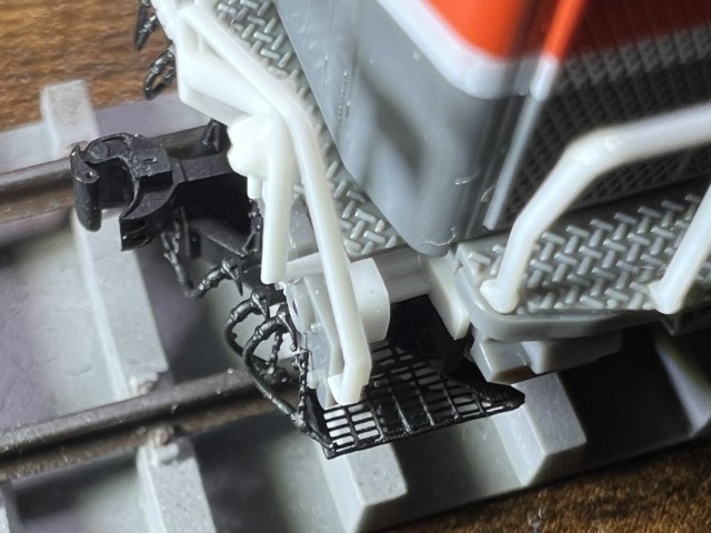 【Nゲージ】DE10 前面グレードアップパーツセット 未塗装 1両分 TOMIX製品対応/8K高精細 3Dプリント スカート周りディテールアップパーツ