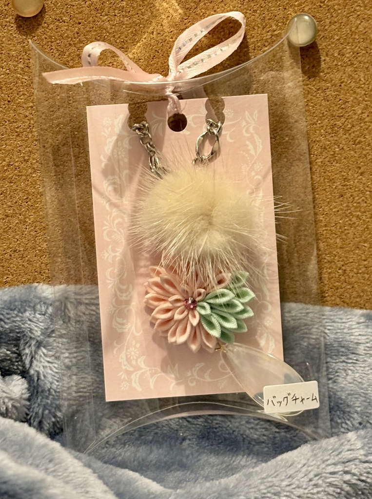 つまみ細工バックチャーム【ﾂﾐ工房】