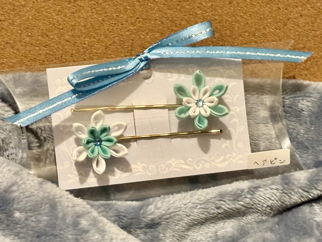 つまみ細工ヘアピン【ﾂﾐ工房】