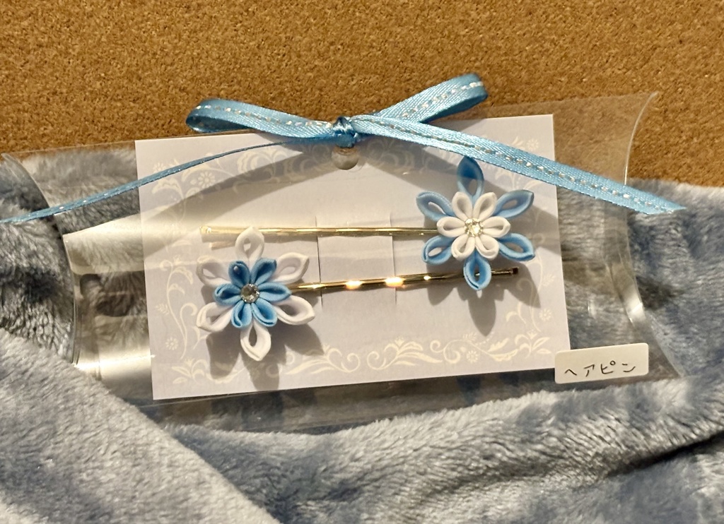 つまみ細工ヘアピン【ﾂﾐ工房】