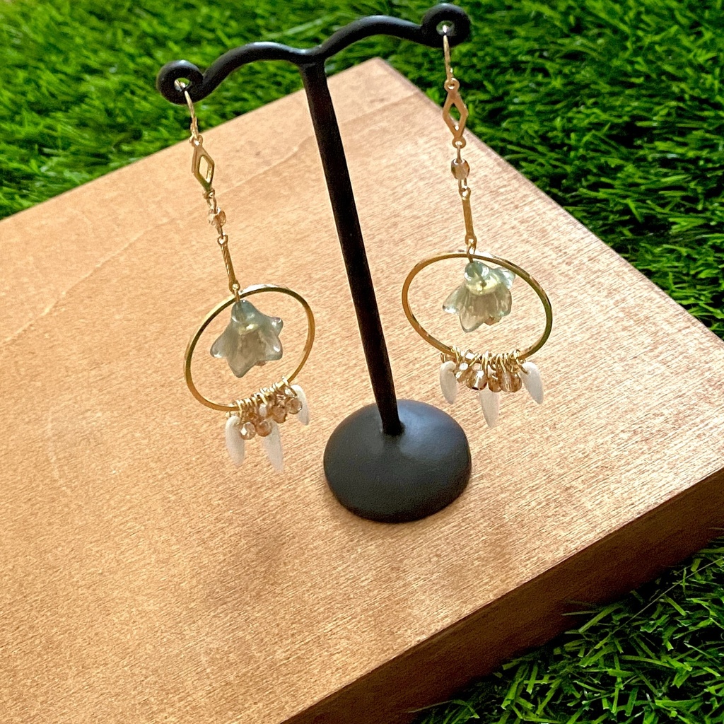<レザー>モチーフイヤリング/ピアス