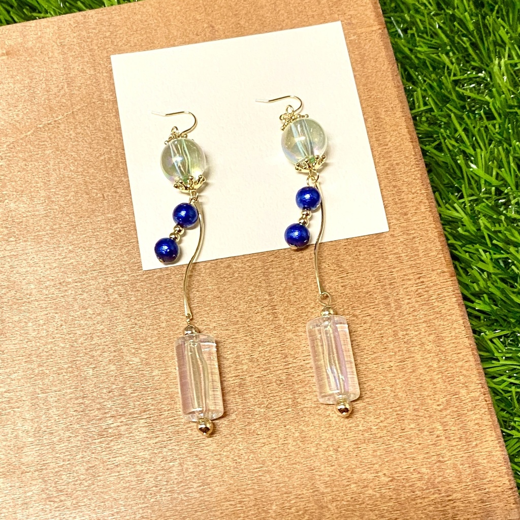 <白朮>モチーフイヤリング/ピアス