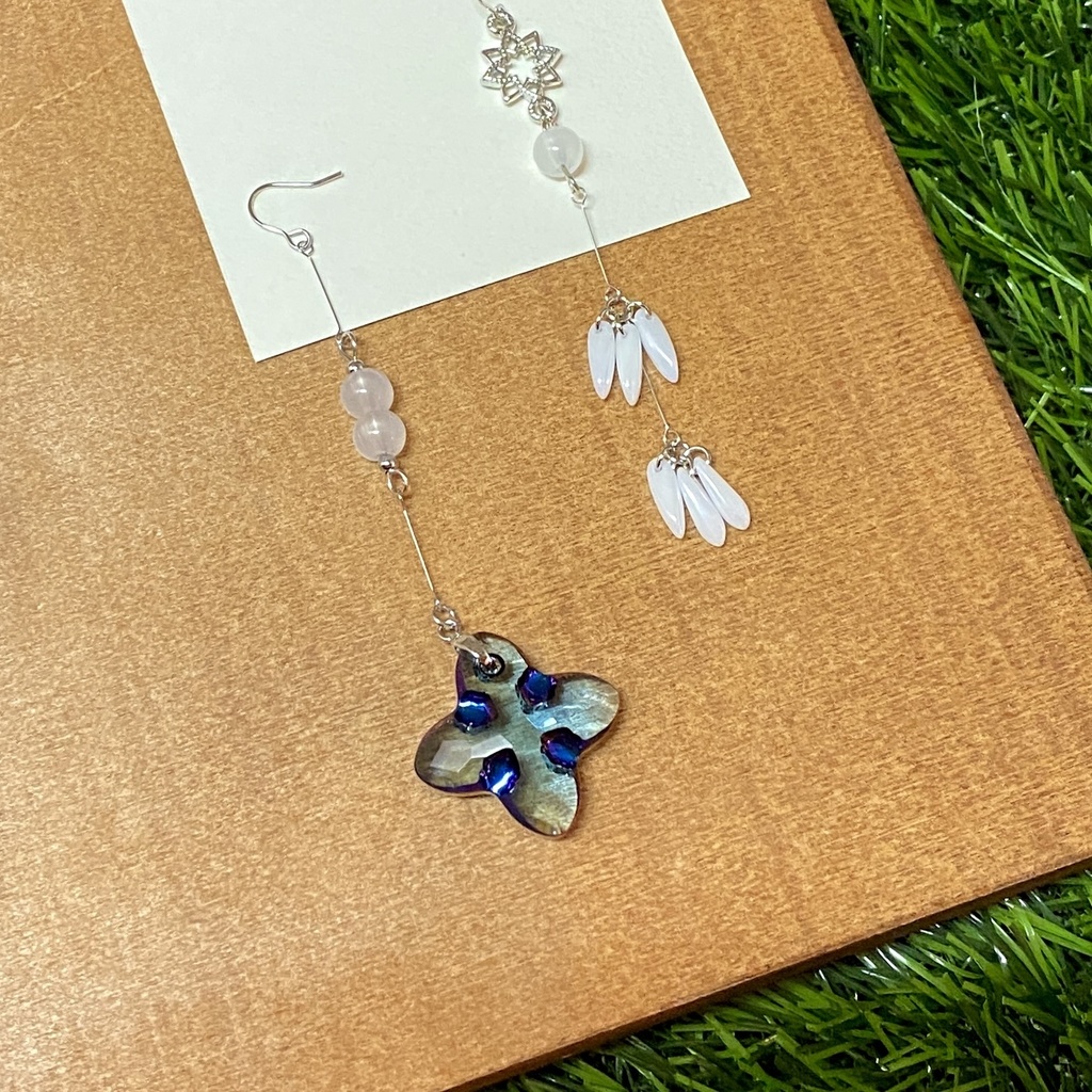 <エウルア>モチーフイヤリング/ピアス