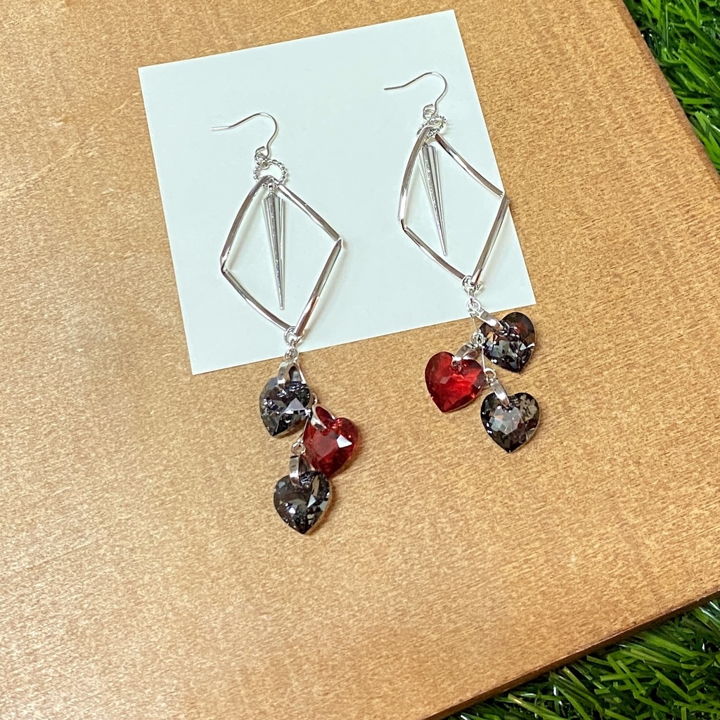 <辛炎>モチーフイヤリング/ピアス