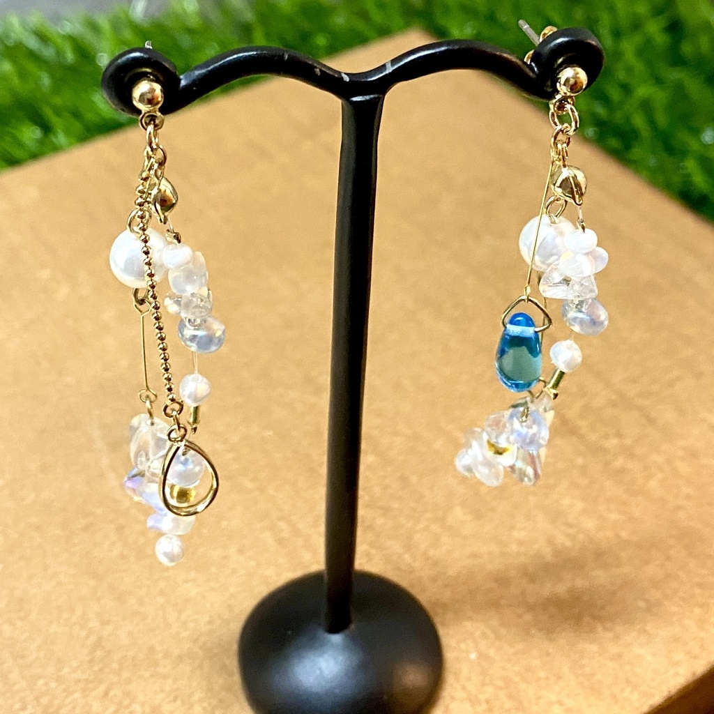 <ニィロウ>モチーフイヤリング/ピアス