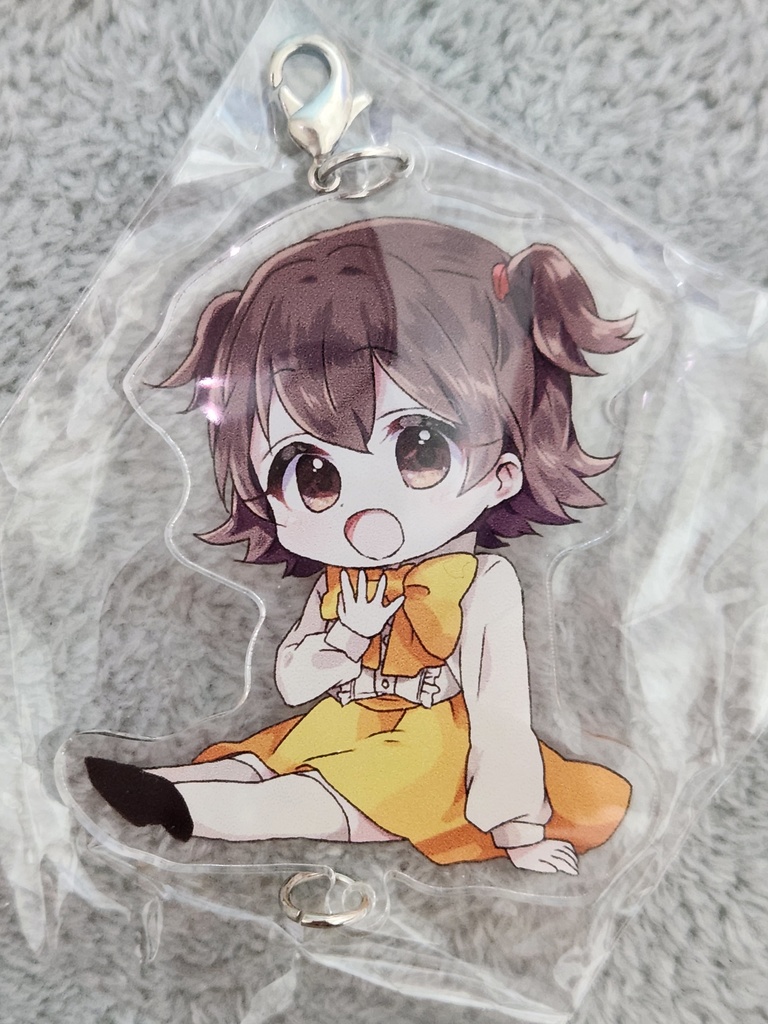 つながるアクキー(みりあ)